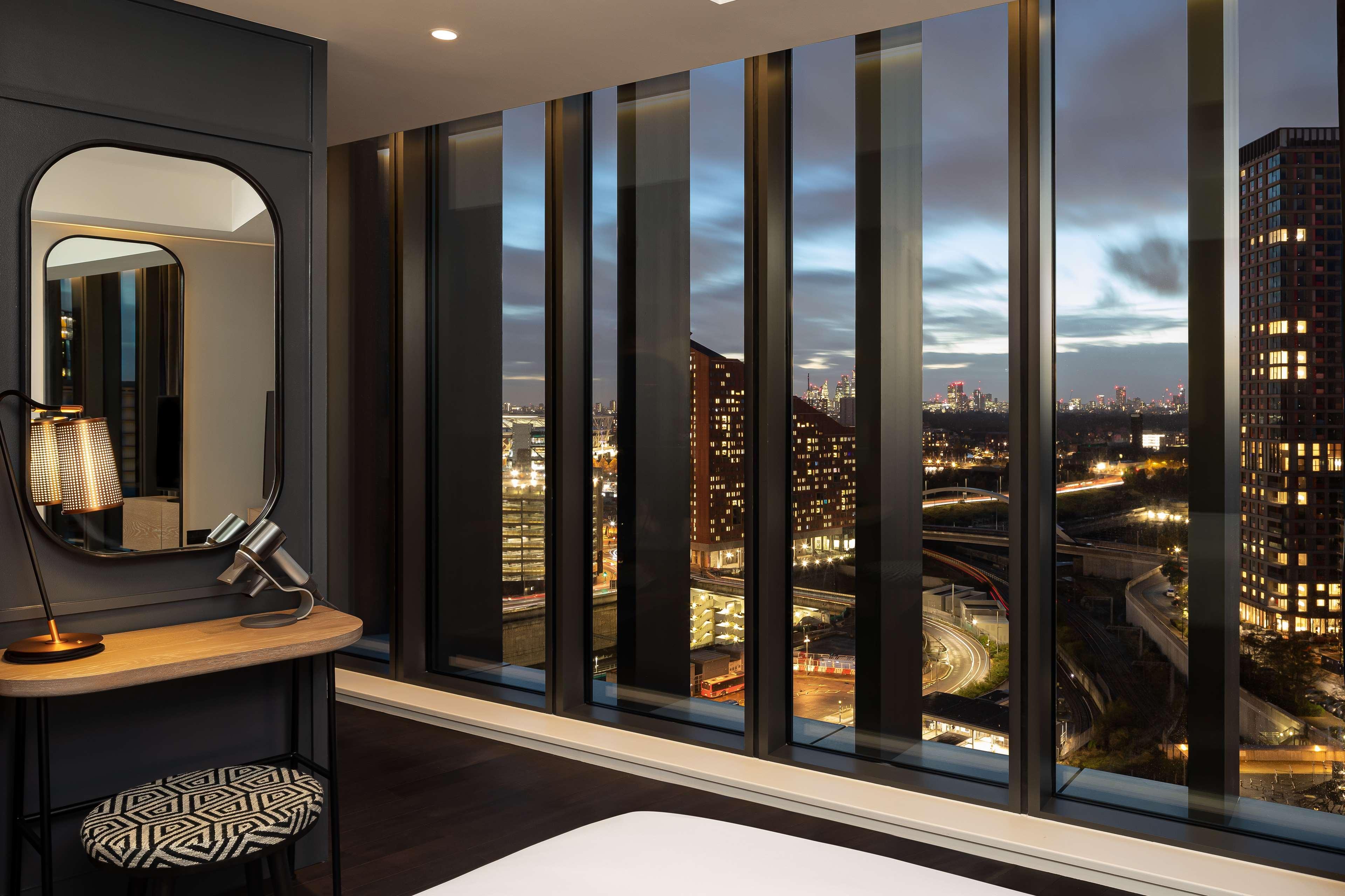 The Gantry London Curio Collection By Hilton Londres Exterior foto