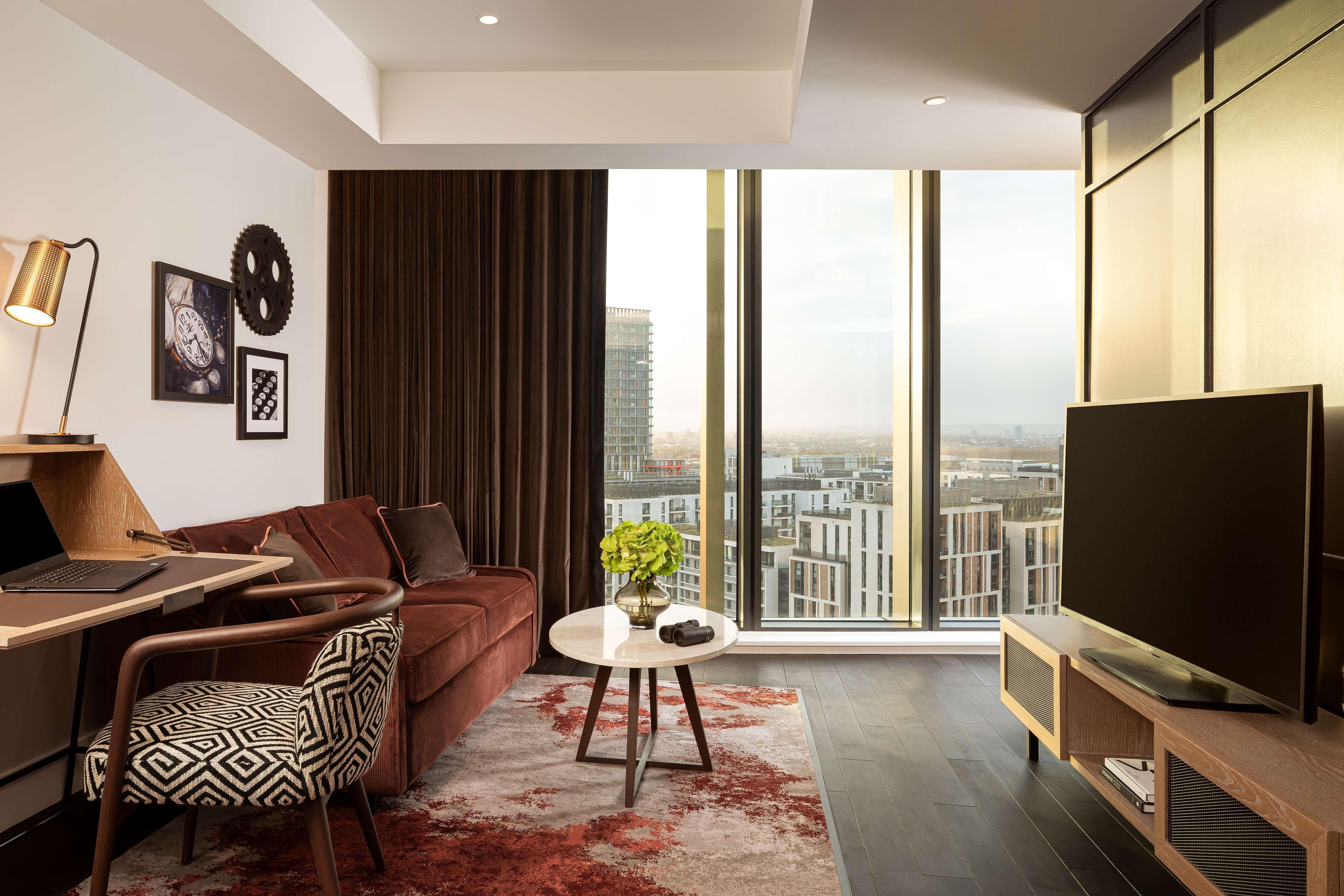 The Gantry London Curio Collection By Hilton Londres Exterior foto