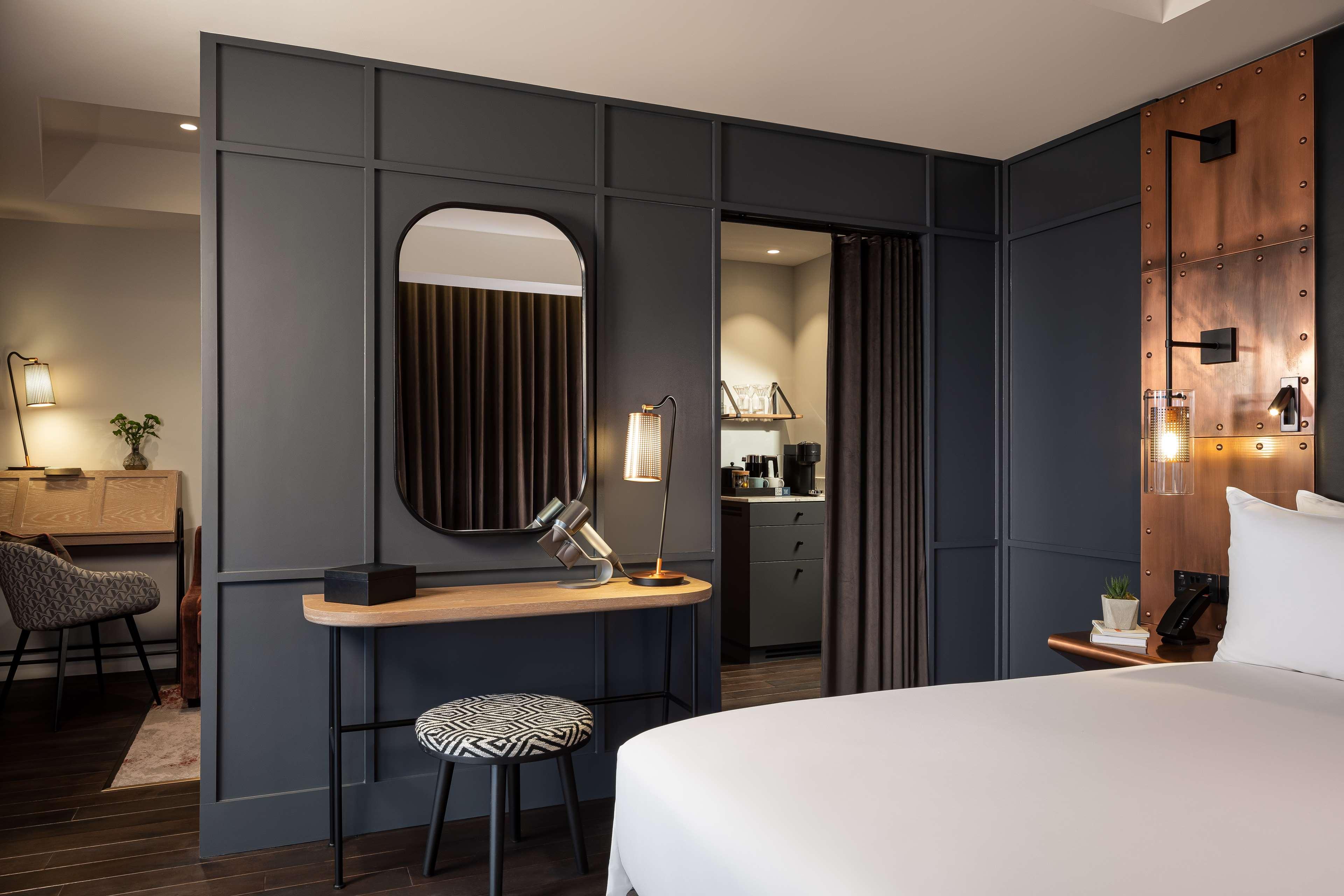 The Gantry London Curio Collection By Hilton Londres Exterior foto